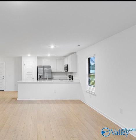 182 Labrador Lane, Harvest, AL 35749