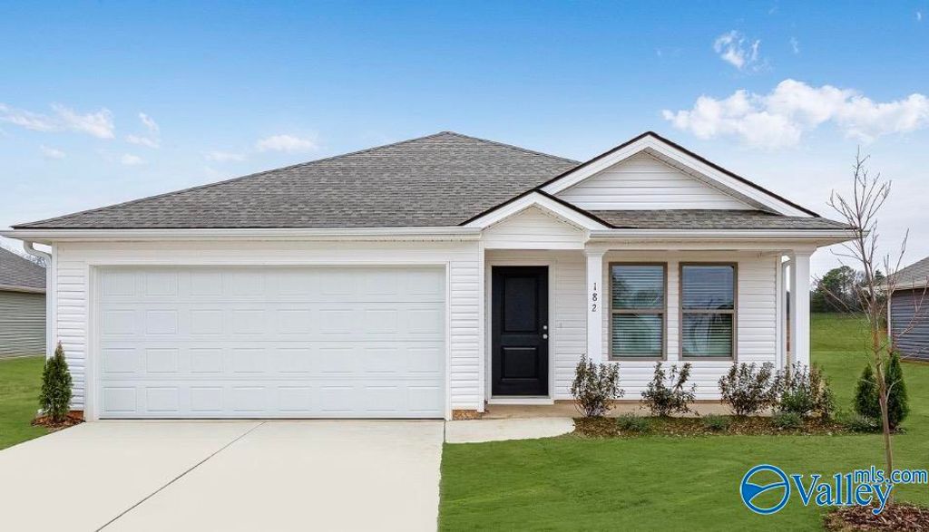 182 Labrador Lane, Harvest, AL 35749