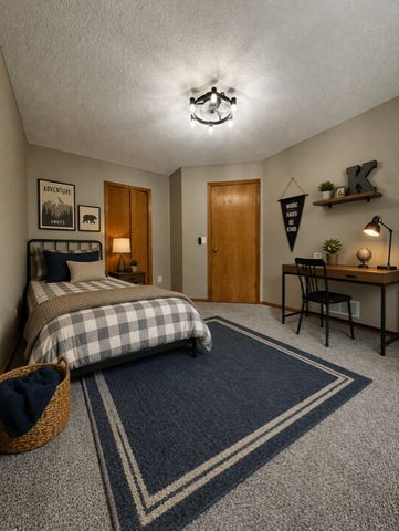4884 Helena Lane N 2, Oakdale, MN 55128