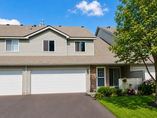 4884 Helena Lane N 2, Oakdale, MN 55128