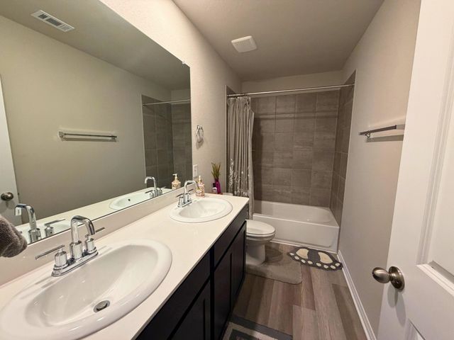 1850 Settlers Glen DR 1105, Round Rock, TX 78665