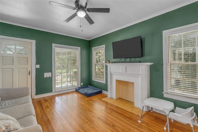 132 E Dalzell Street, Shreveport, LA 71104