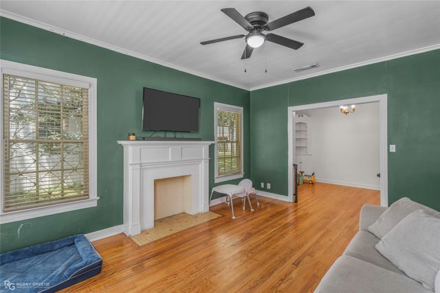 132 E Dalzell Street, Shreveport, LA 71104