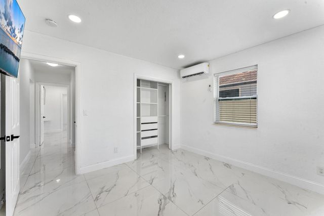 822 S C Street, Lake Worth Beach, FL 33460