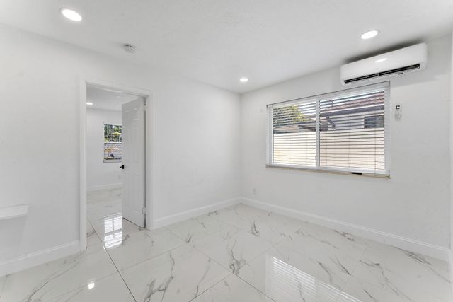 822 S C Street, Lake Worth Beach, FL 33460