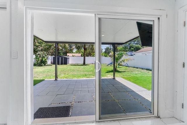 822 S C Street, Lake Worth Beach, FL 33460