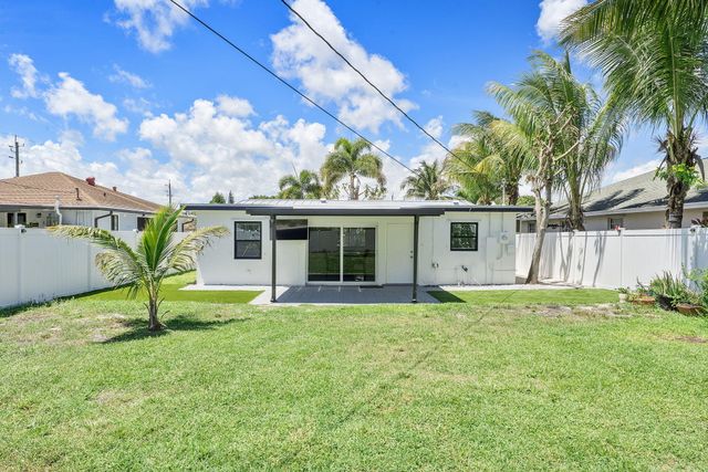 822 S C Street, Lake Worth Beach, FL 33460