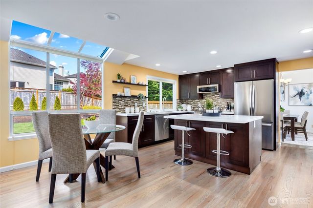 12726 52nd Place W, Mukilteo, WA 98275