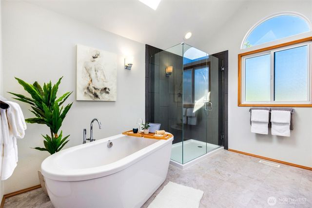 12726 52nd Place W, Mukilteo, WA 98275