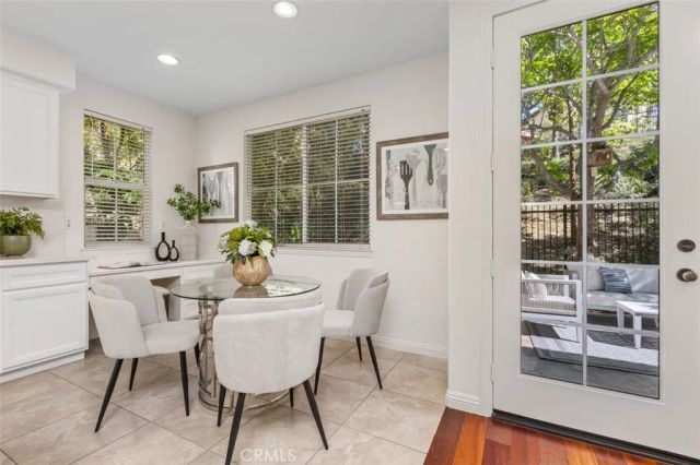 152 Treehouse, Irvine, CA 92603