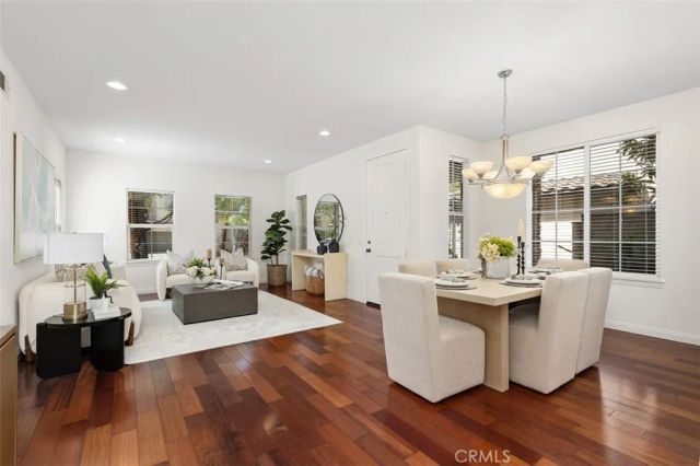 152 Treehouse, Irvine, CA 92603
