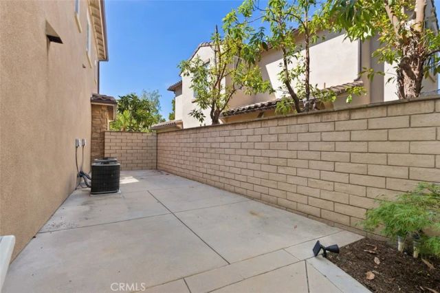 152 Treehouse, Irvine, CA 92603