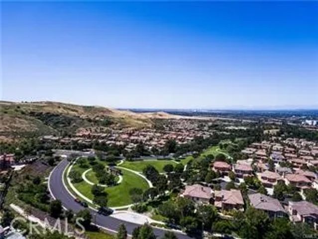 152 Treehouse, Irvine, CA 92603