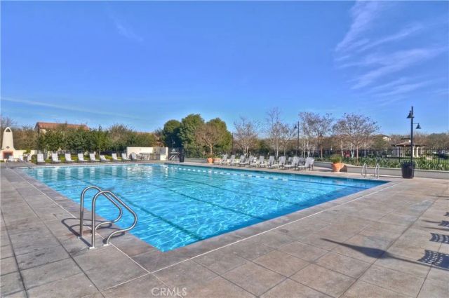 152 Treehouse, Irvine, CA 92603