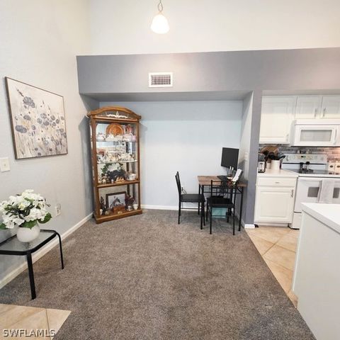 4121 Residence DR 323, Fort Myers, FL 33901