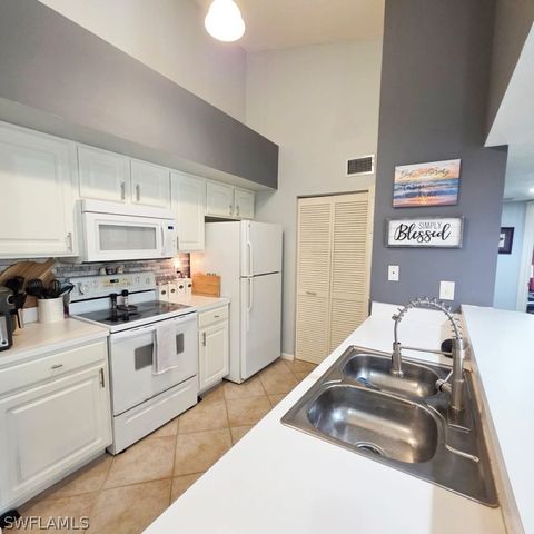 4121 Residence DR 323, Fort Myers, FL 33901