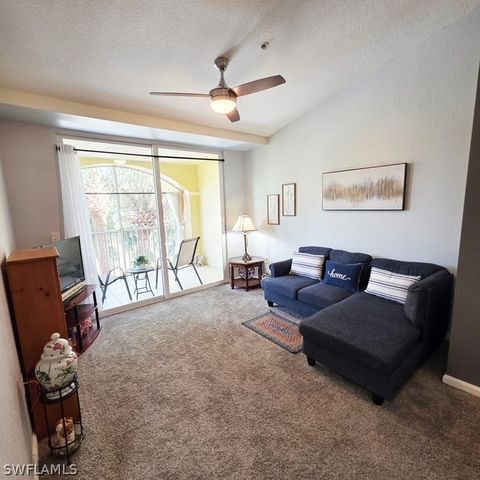 4121 Residence DR 323, Fort Myers, FL 33901