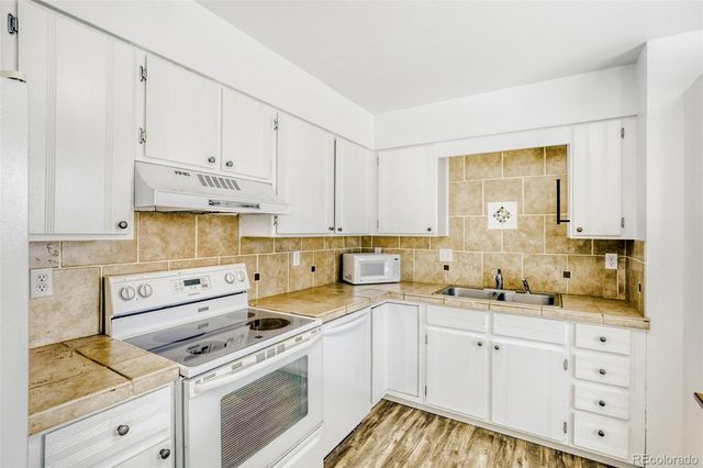 413 Skyway Drive, Fort Collins, CO 80525