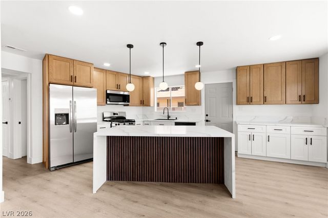 4736 Newton Drive, Las Vegas, NV 89121