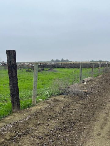 35715 W Gettysburg, Firebaugh, CA 93622