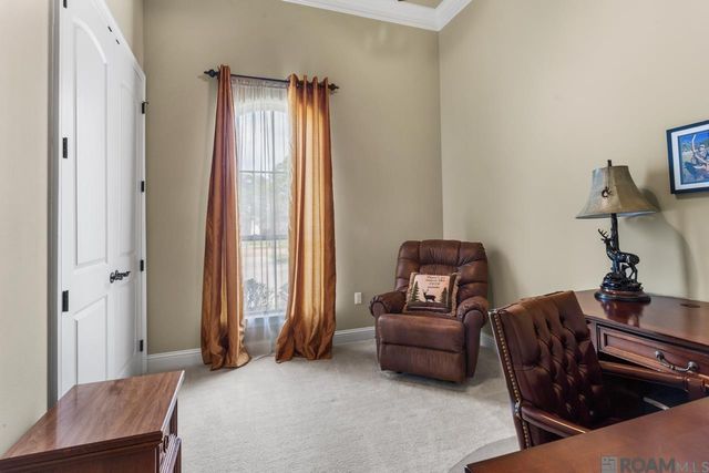 14630 Wisteria Lakes Dr, Central, LA 70818