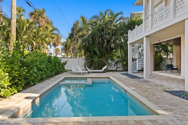 3333 W MARITANA DRIVE, St Pete Beach, FL 33706