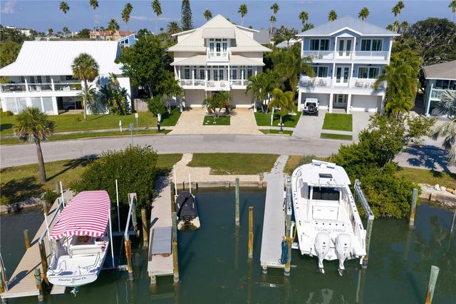 3333 W MARITANA DRIVE, St Pete Beach, FL 33706