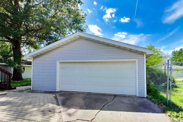 226 N Jay Street, Griffith, IN 46319