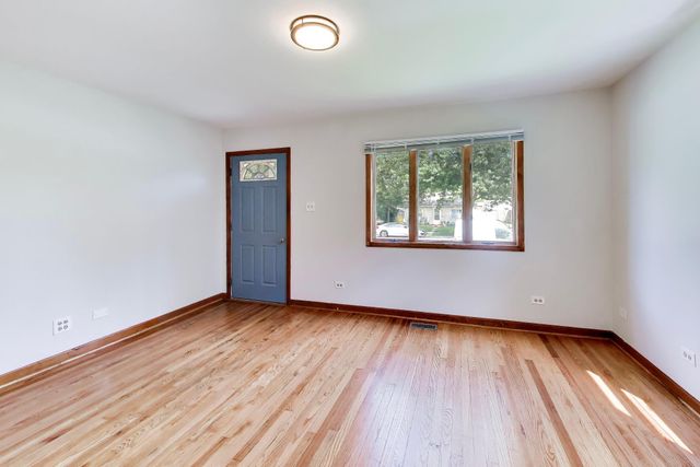 226 N Jay Street, Griffith, IN 46319
