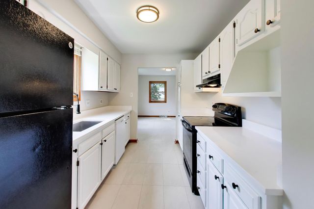 226 N Jay Street, Griffith, IN 46319