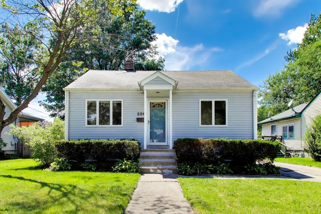 226 N Jay Street, Griffith, IN 46319