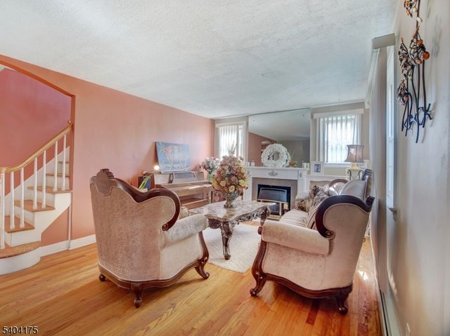 812 Washington Ave, Linden City, NJ 07036