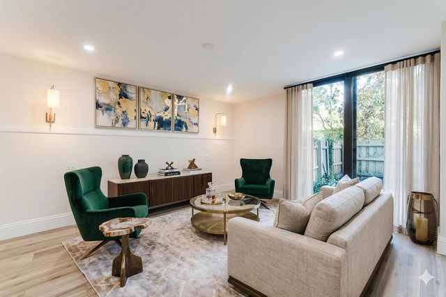 501 SW 11th Place 114, Boca Raton, FL 33432