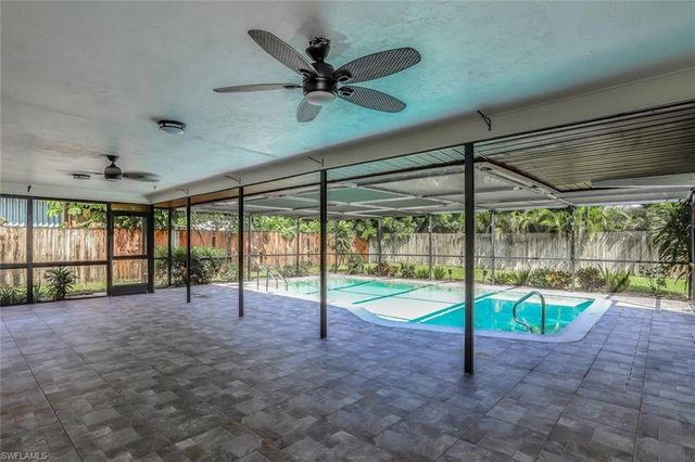 1201 SE 16th TER, Cape Coral, FL 33990