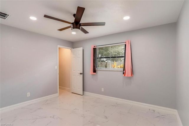 1201 SE 16th TER, Cape Coral, FL 33990