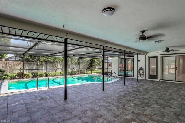 1201 SE 16th TER, Cape Coral, FL 33990