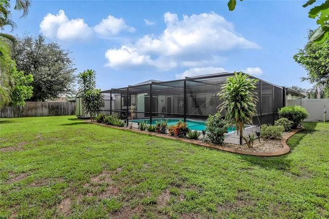 1201 SE 16th TER, Cape Coral, FL 33990