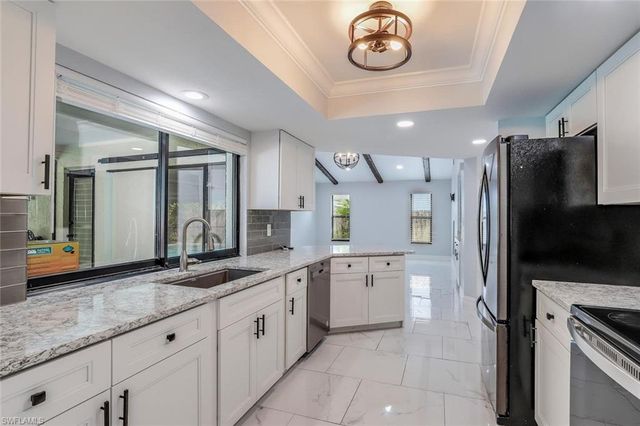 1201 SE 16th TER, Cape Coral, FL 33990