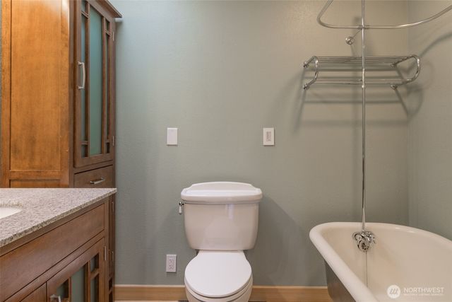 22004 117th Avenue SE, Kent, WA 98031