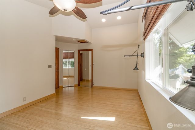 22004 117th Avenue SE, Kent, WA 98031