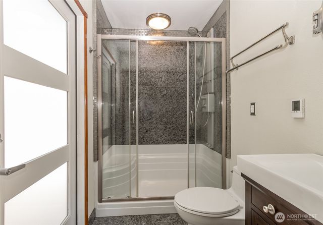 22004 117th Avenue SE, Kent, WA 98031