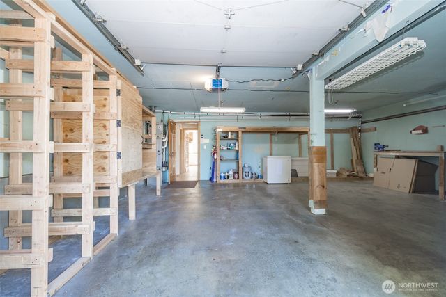 22004 117th Avenue SE, Kent, WA 98031