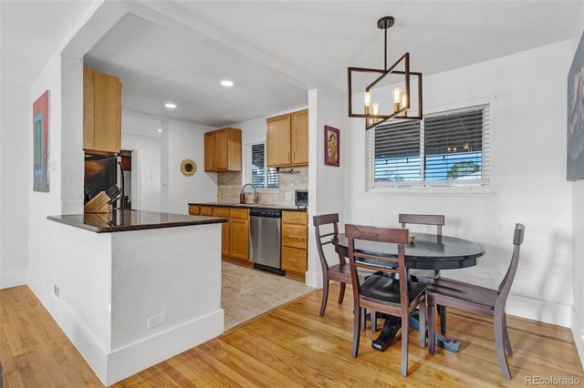 2885 Oneida Street, Denver, CO 80207