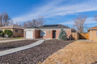 2885 Oneida Street, Denver, CO 80207