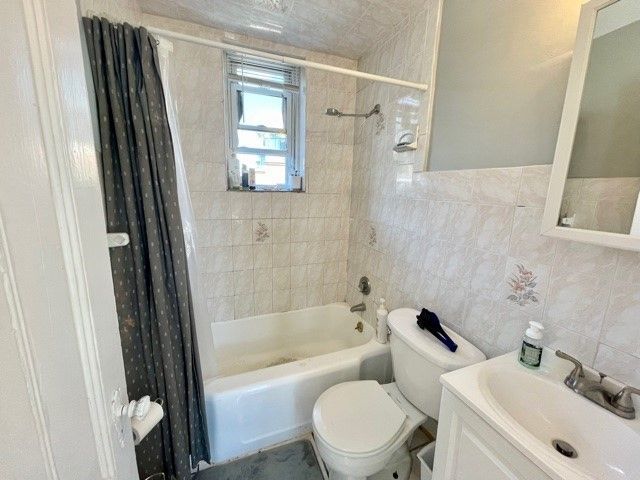 109 Salem 4, Boston, MA 02113