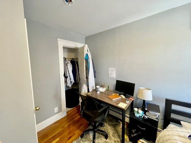 109 Salem 4, Boston, MA 02113