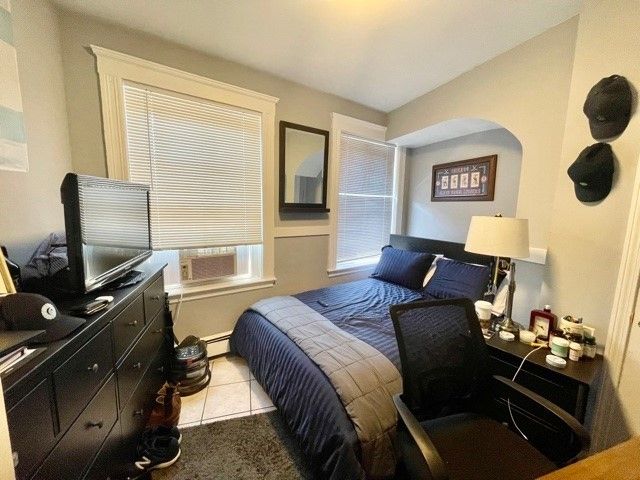 109 Salem 4, Boston, MA 02113
