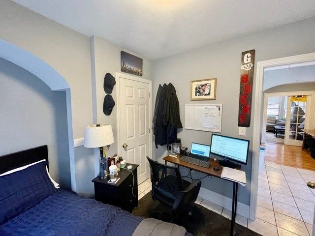 109 Salem 4, Boston, MA 02113