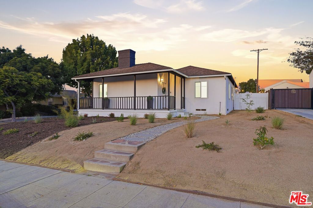 7800 S Victoria Avenue, Los Angeles, CA 90043 — photo 3