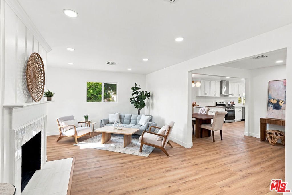 7800 S Victoria Avenue, Los Angeles, CA 90043 — photo 5
